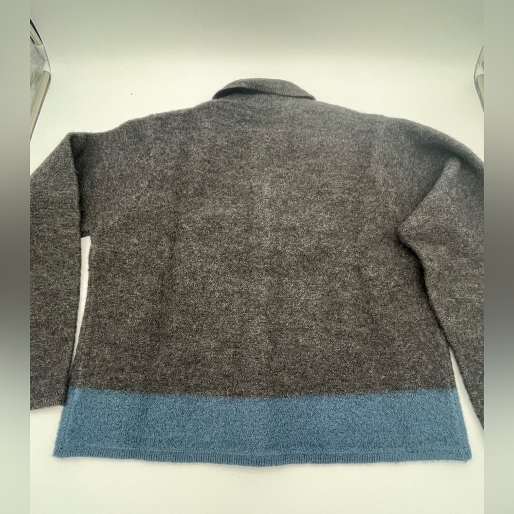 Pendleton Gray Wool Button Cardigan Blue Floral E… - image 5